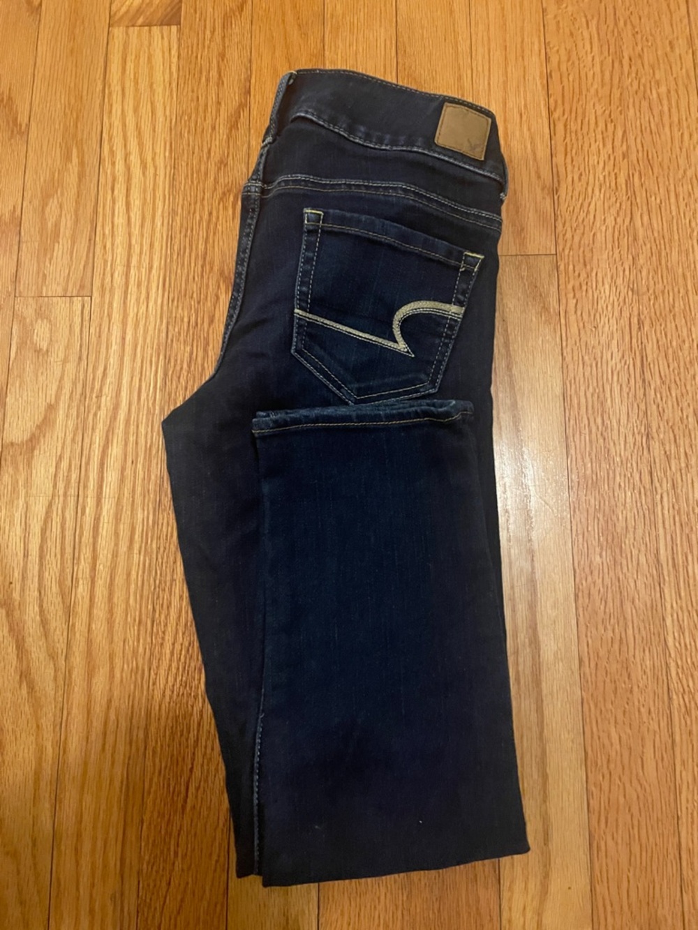 American Eagle Outfitters Dark Indigo Skinny Jeans Size 4